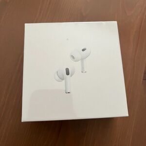 Apple AirPods 2nd Gen